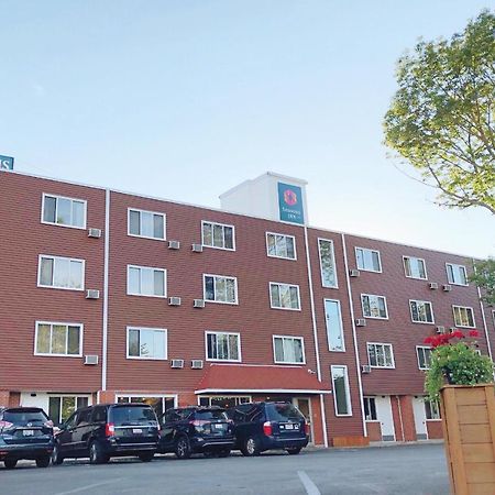 Seasons Inn هاليفاكس المظهر الخارجي الصورة