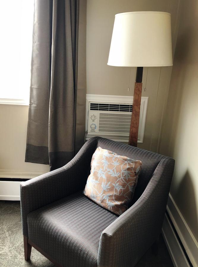 Seasons Inn هاليفاكس المظهر الخارجي الصورة