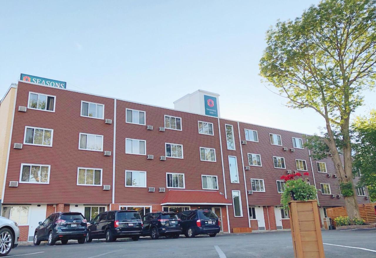 Seasons Inn هاليفاكس المظهر الخارجي الصورة
